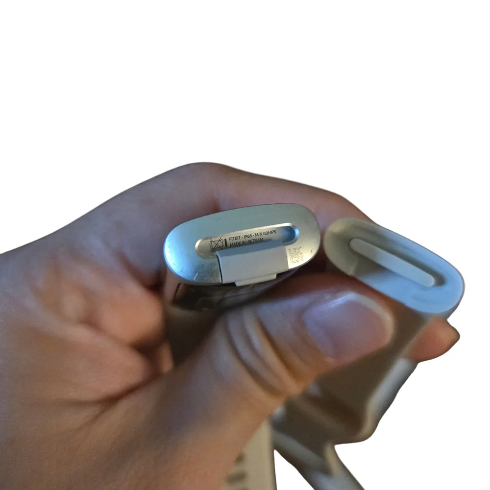 Fitbit Charge 6 With Accessory Bundle in Porcelain